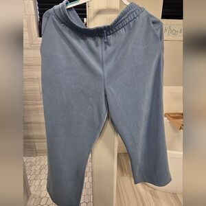 lululemon athletica Blue Cropped Pants